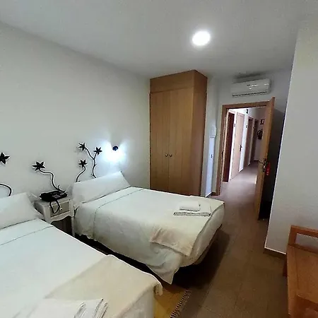 Aquaforum 招待所 2*